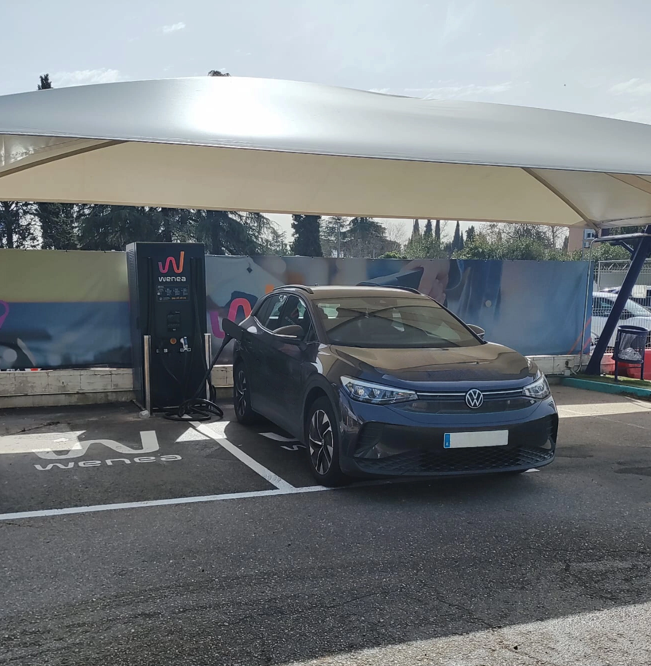 Estación de carga Wenea en Madrid