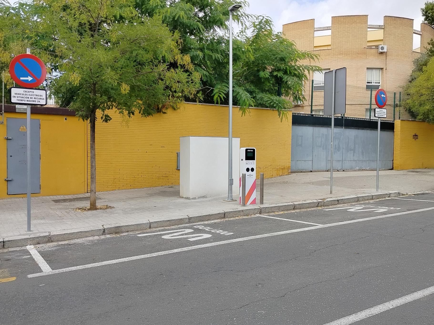 Estación de carga Wenea en Sevilla