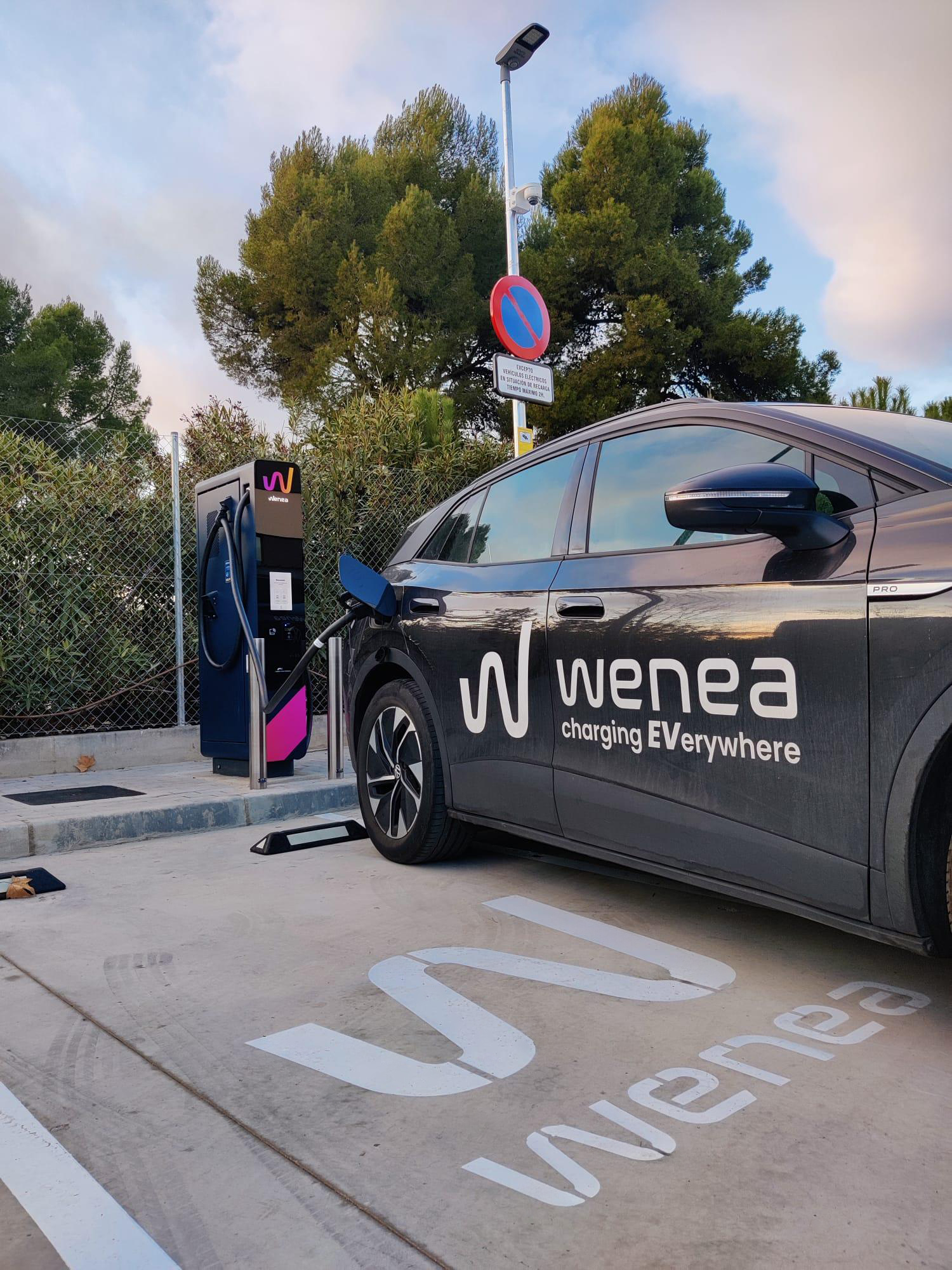 Estación de carga Wenea en Madrid