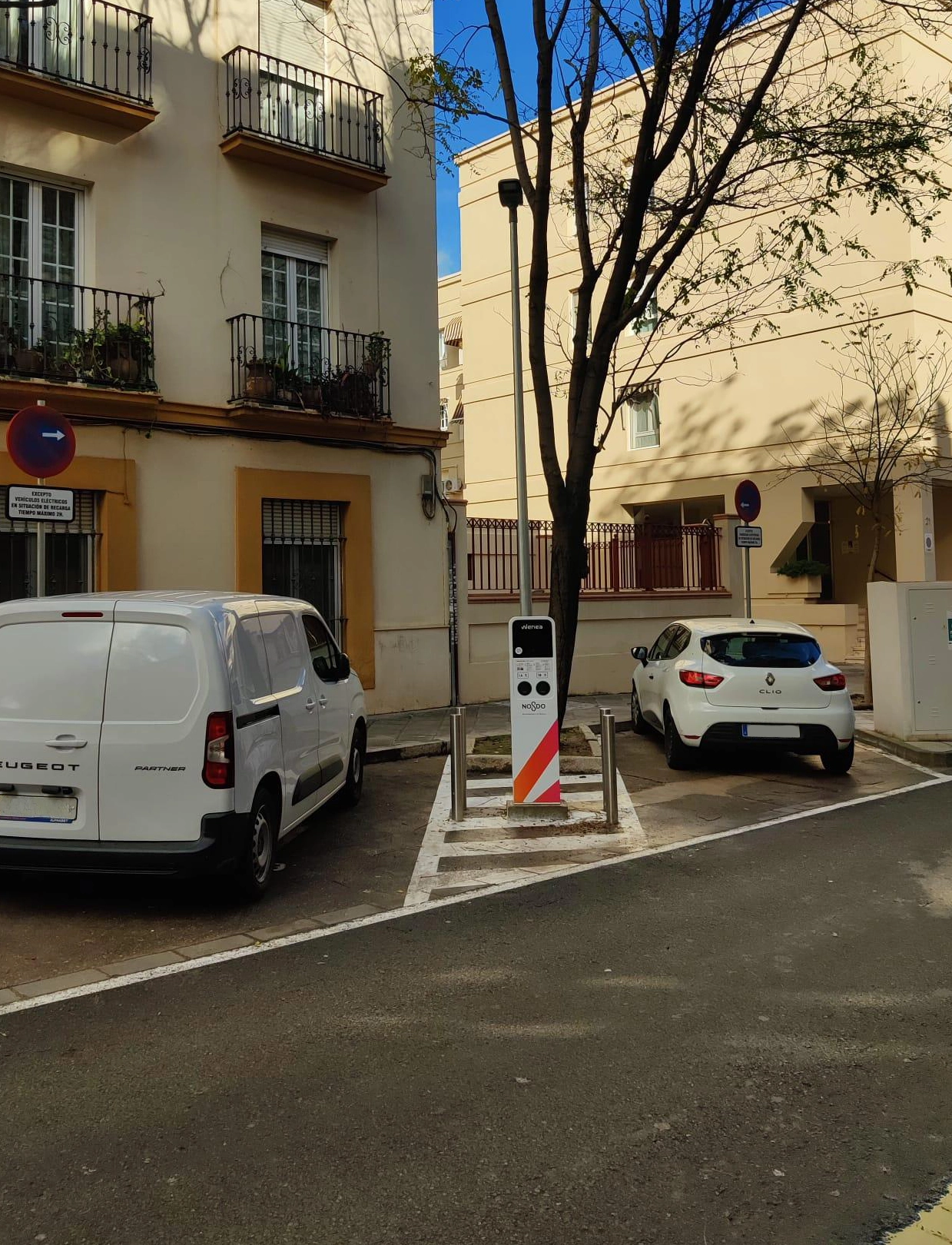 Estación de carga Wenea en Sevilla