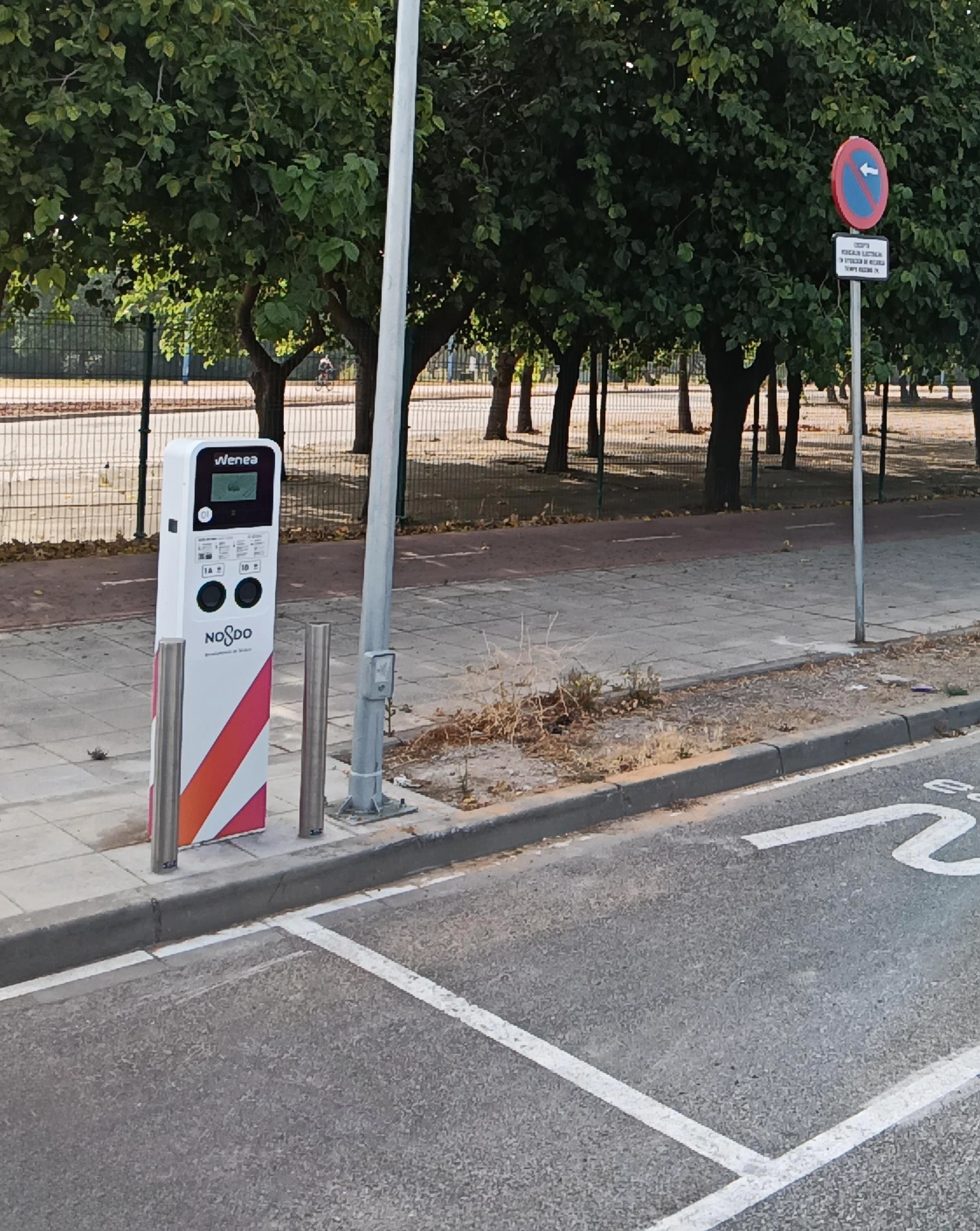 Estación de carga Wenea en Sevilla