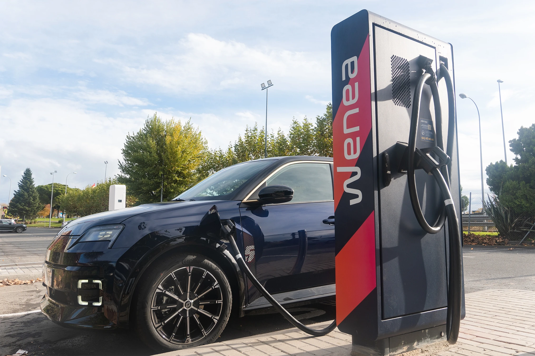 Estación de carga Wenea en Majadahonda