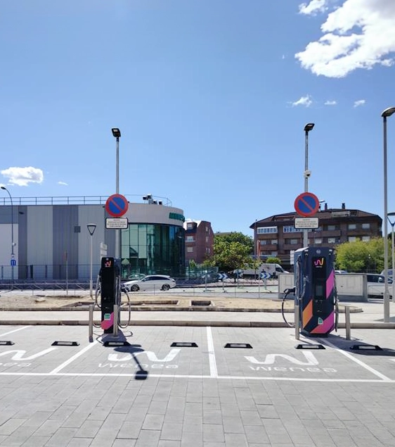 Estación de carga Wenea en Collado Villalba