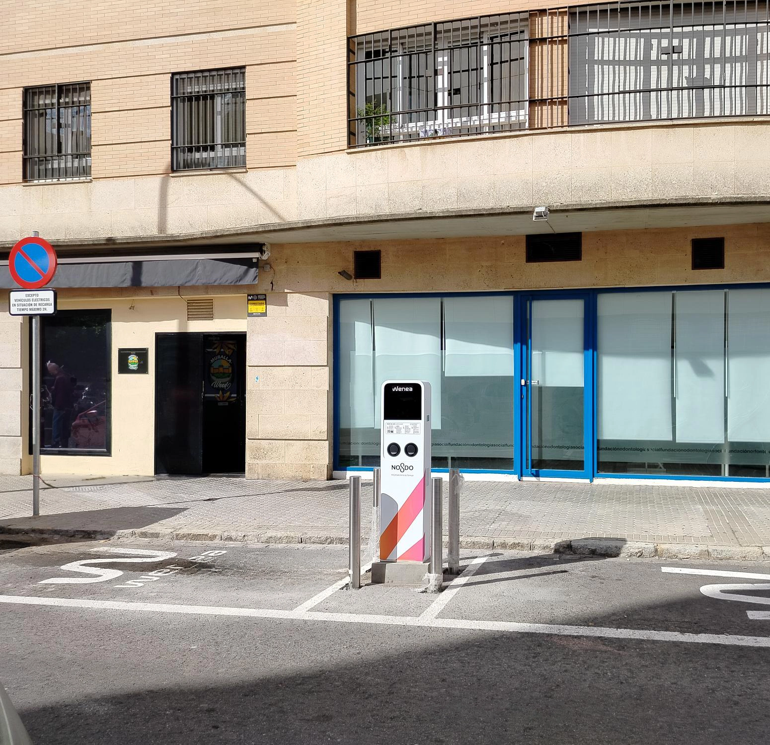 Estación de carga Wenea en Sevilla