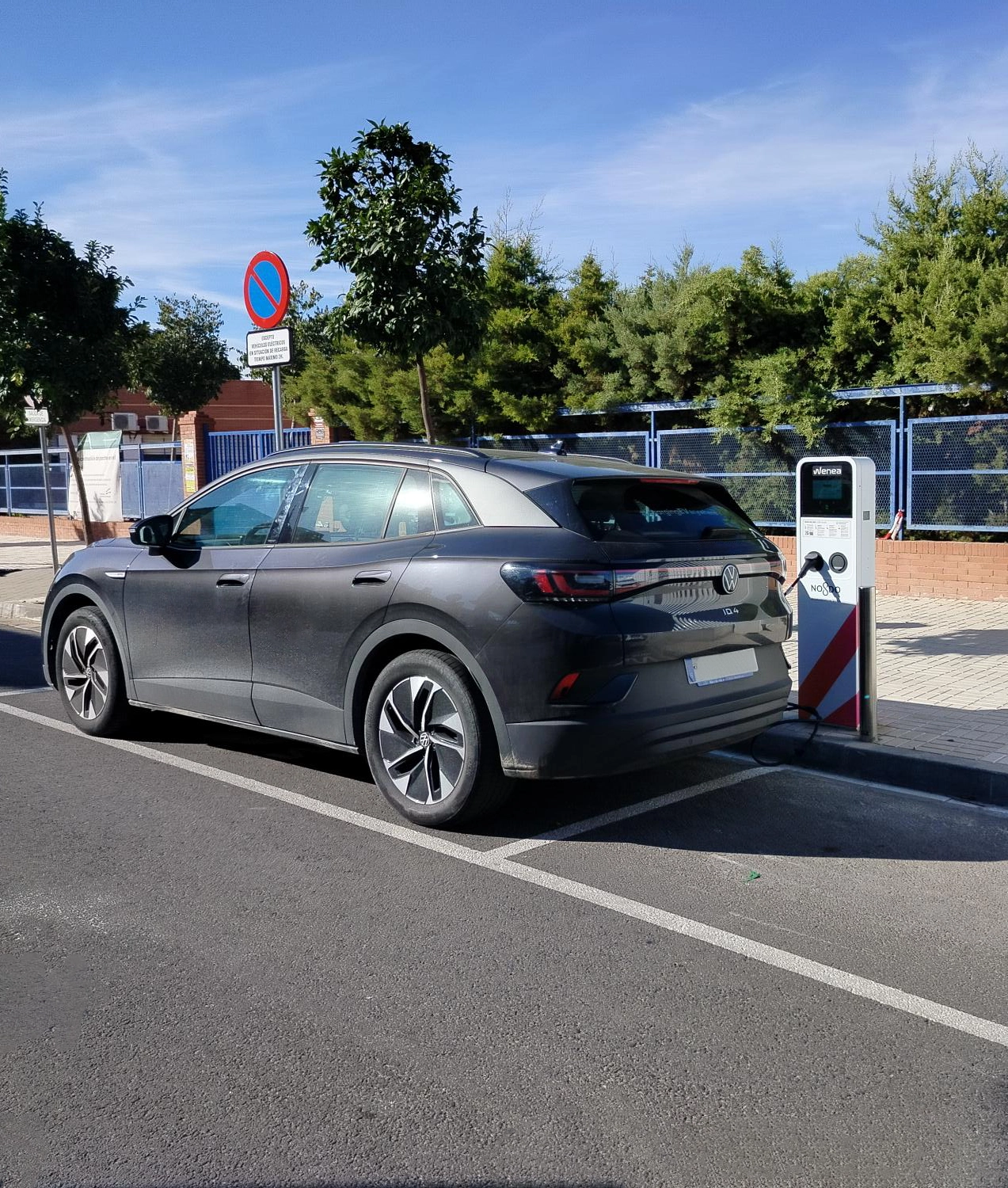 Estación de carga Wenea en Sevilla