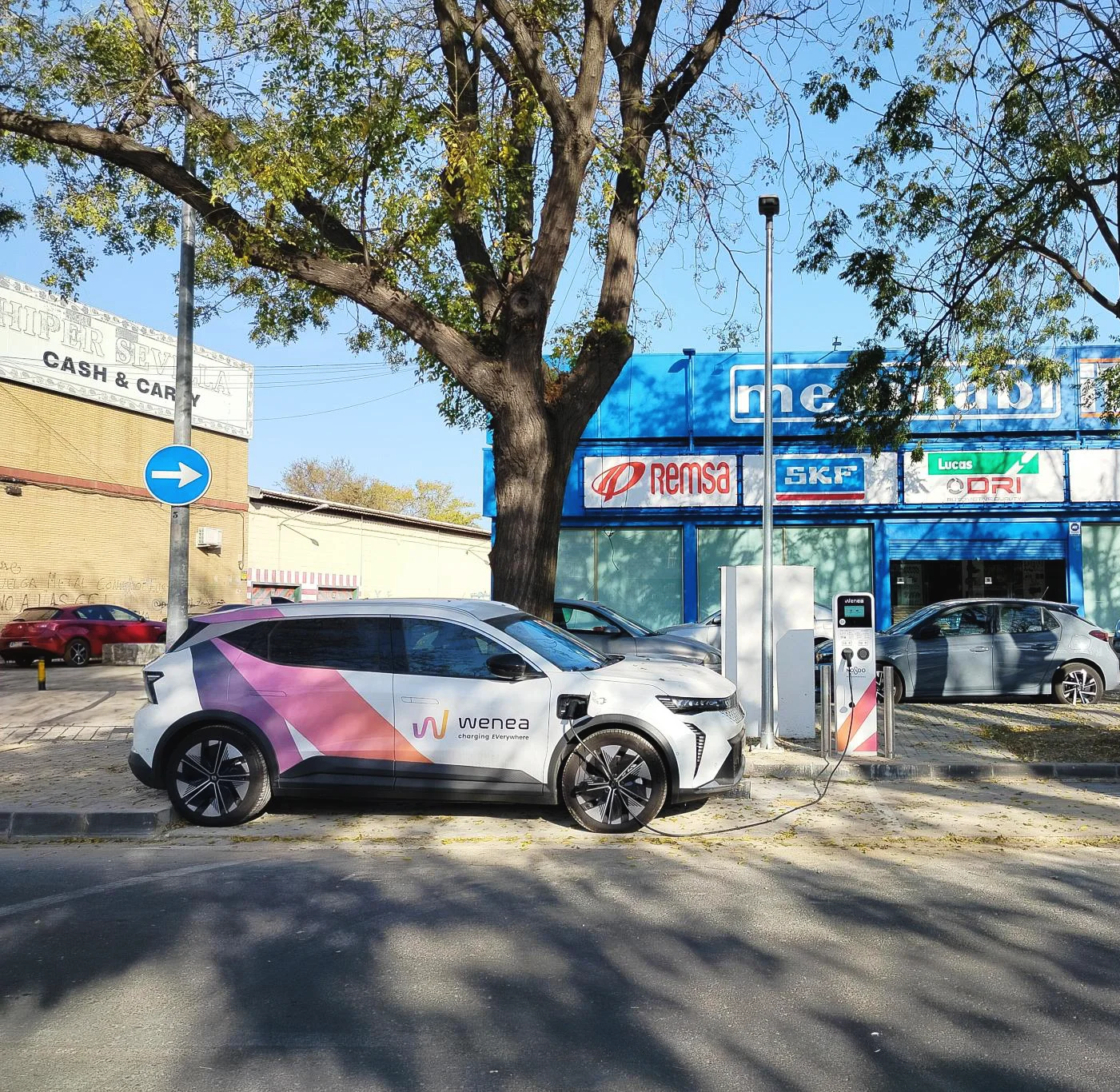Estación de carga Wenea en Sevilla