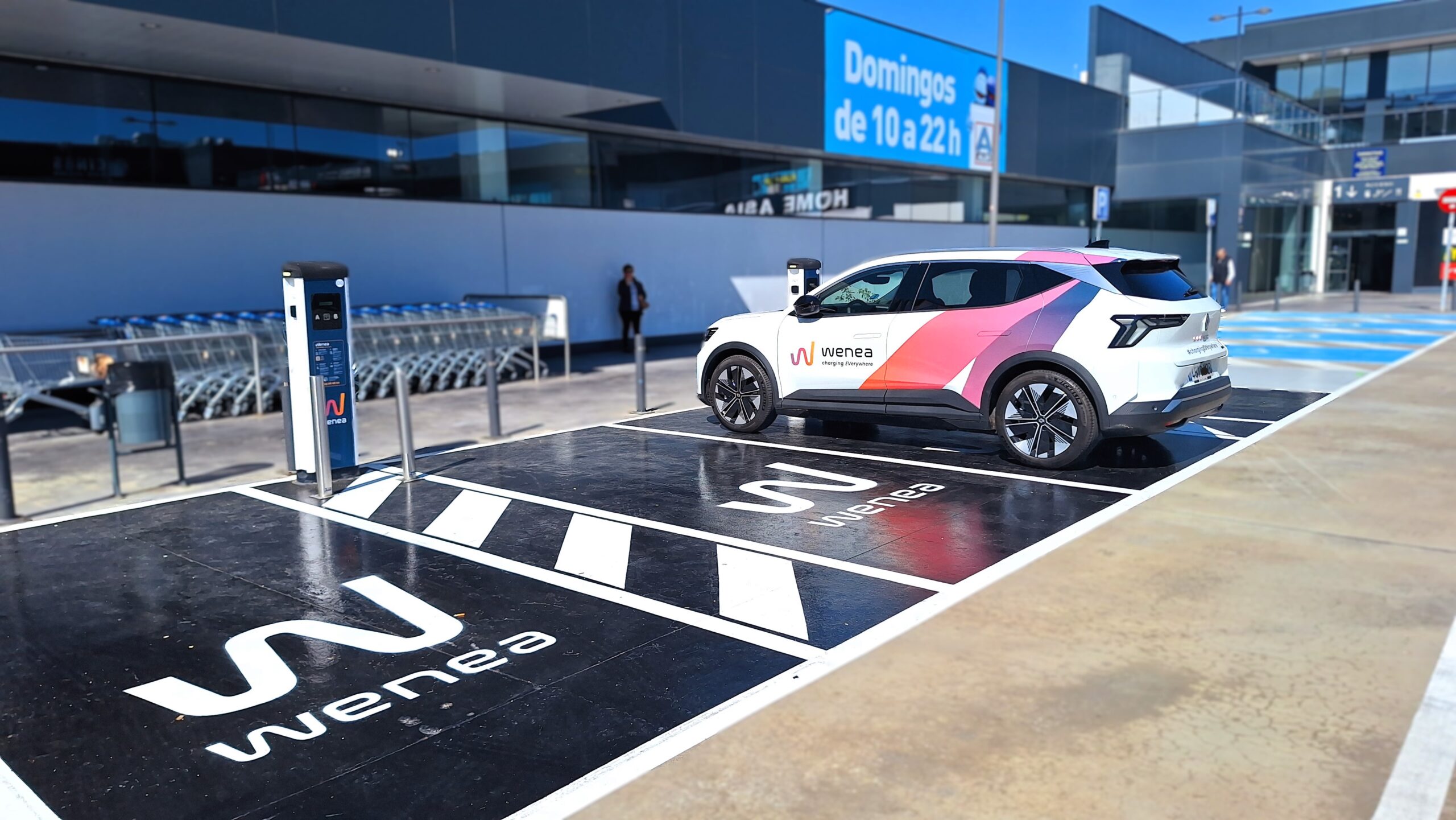 Estación de carga Wenea en Coslada