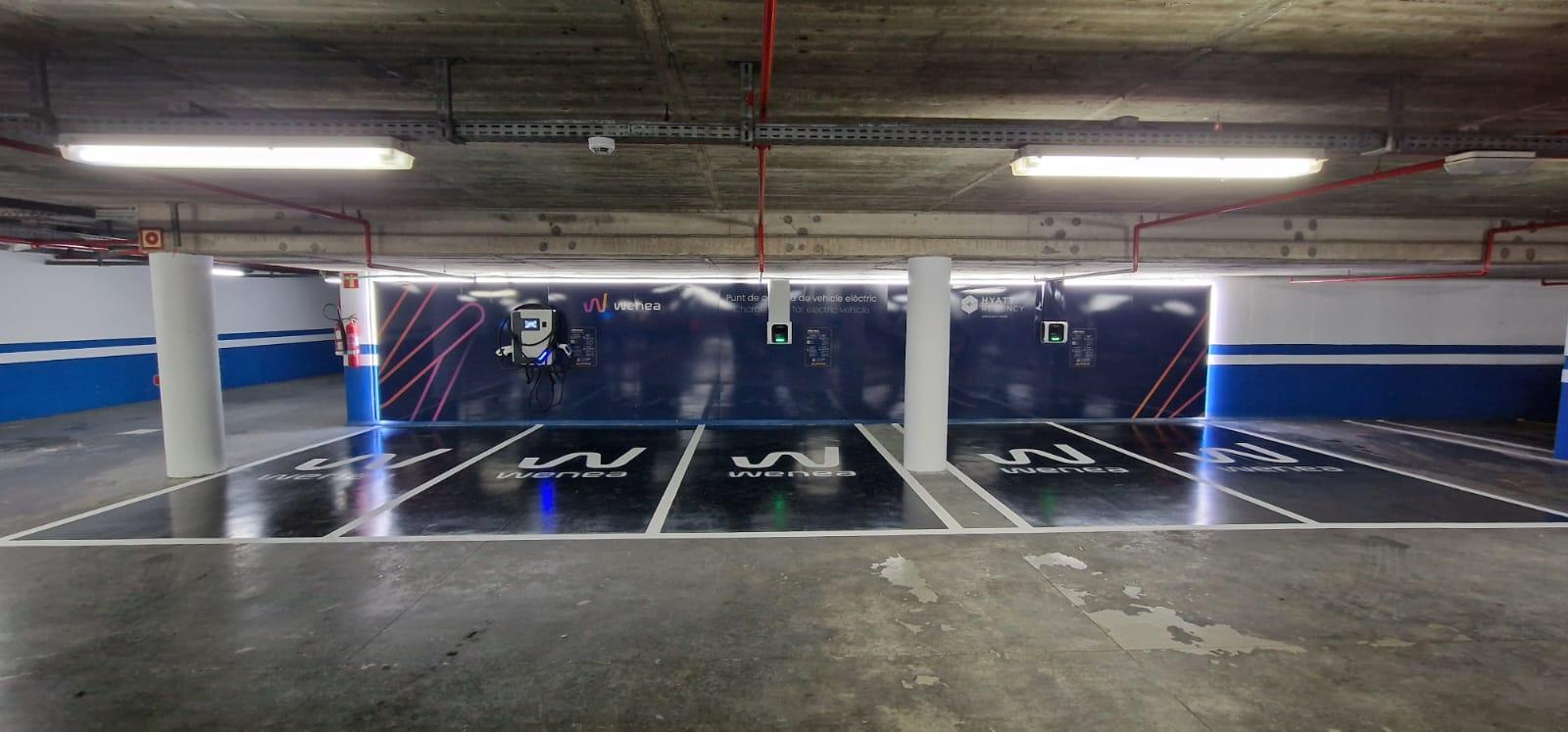 Estación de carga Wenea en L'Hospitalet de Llobregat