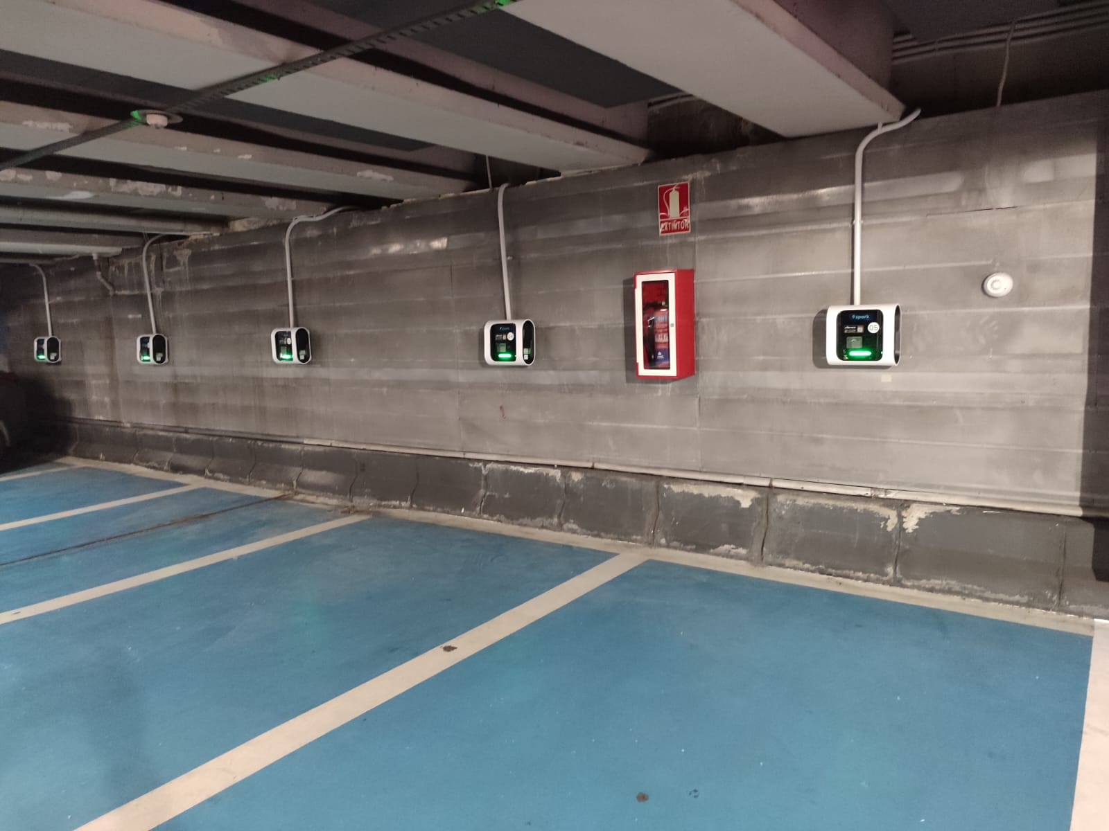 Estación de carga Wenea en Madrid