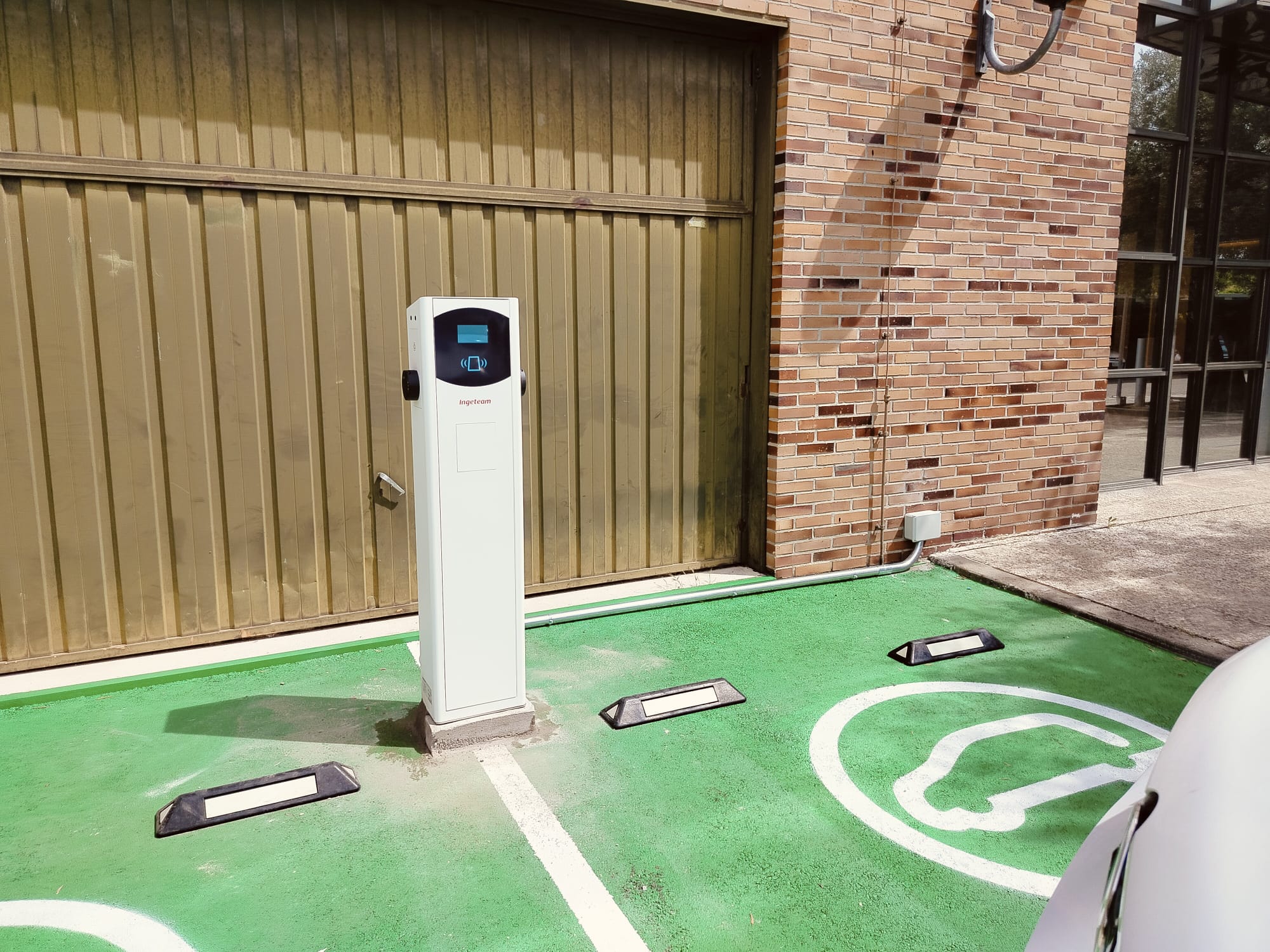 Estación de carga Wenea en Alcobendas