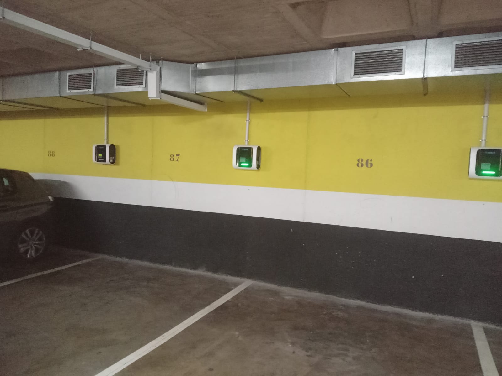 Estación de carga Wenea en La Laguna